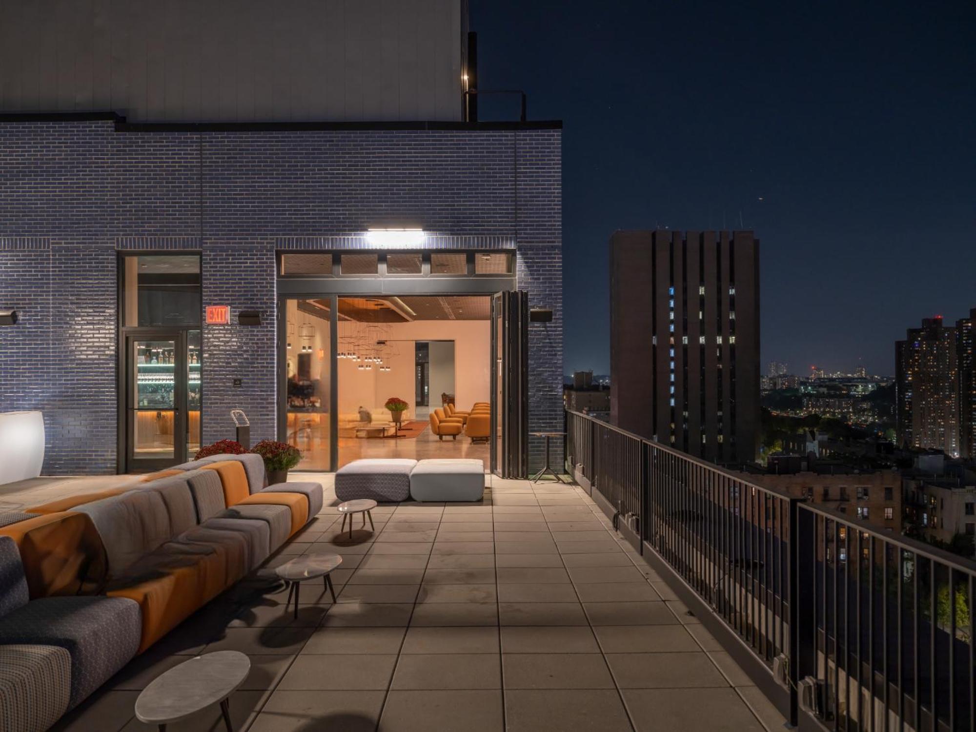 Radio Hotel New York Bagian luar foto