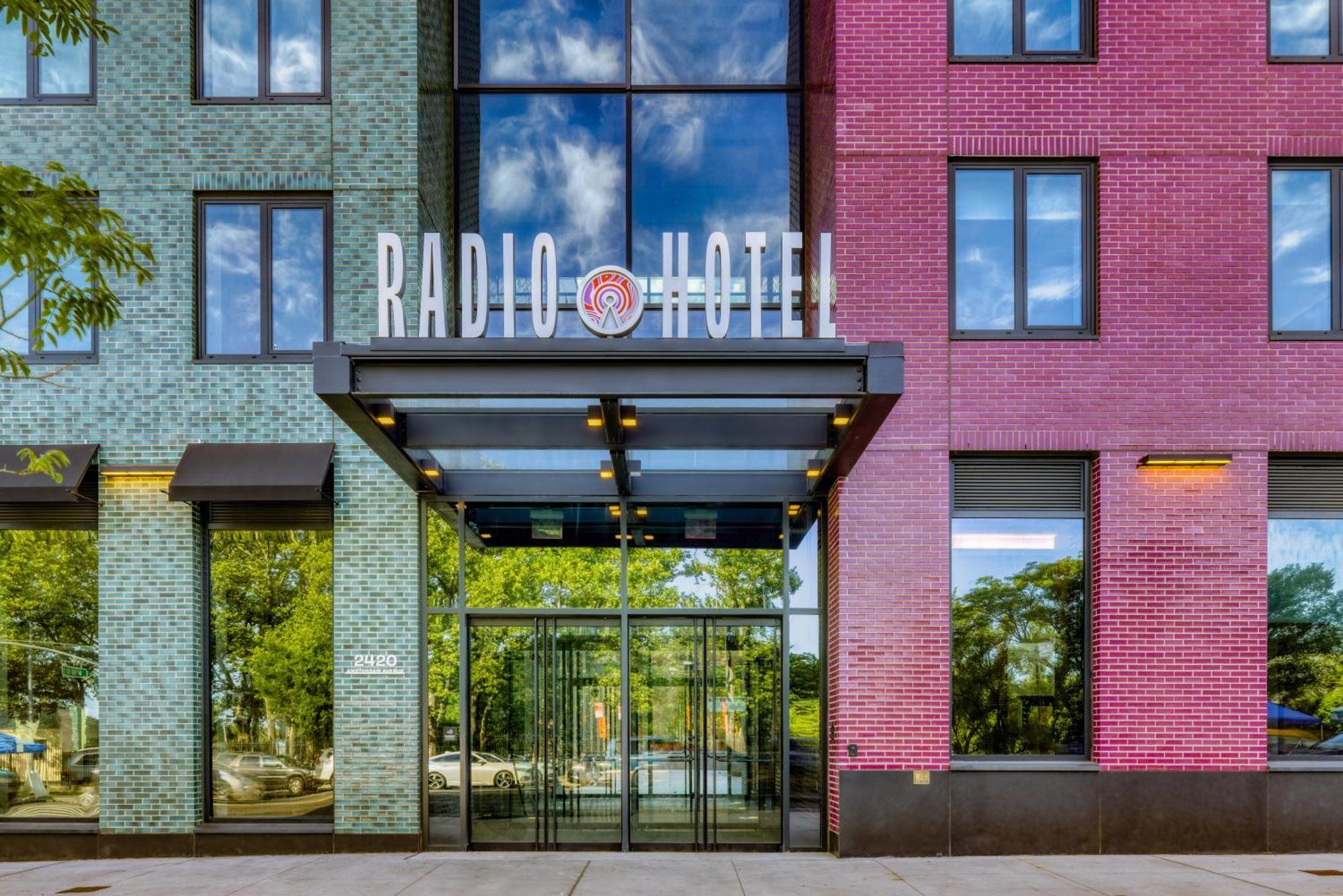 Radio Hotel New York Bagian luar foto