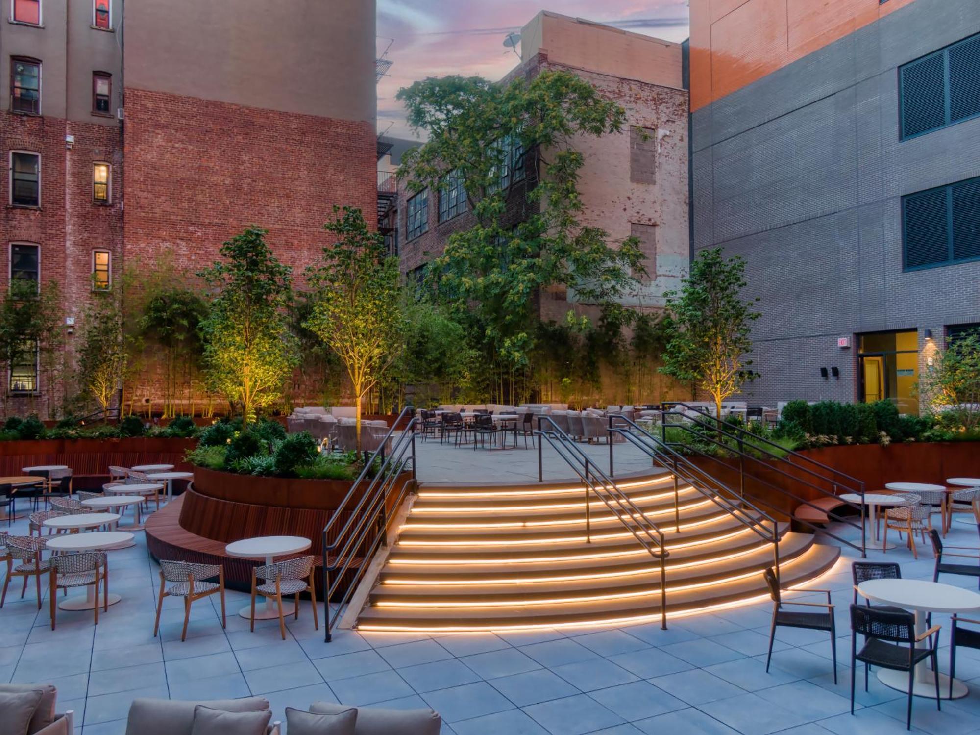 Radio Hotel New York Bagian luar foto